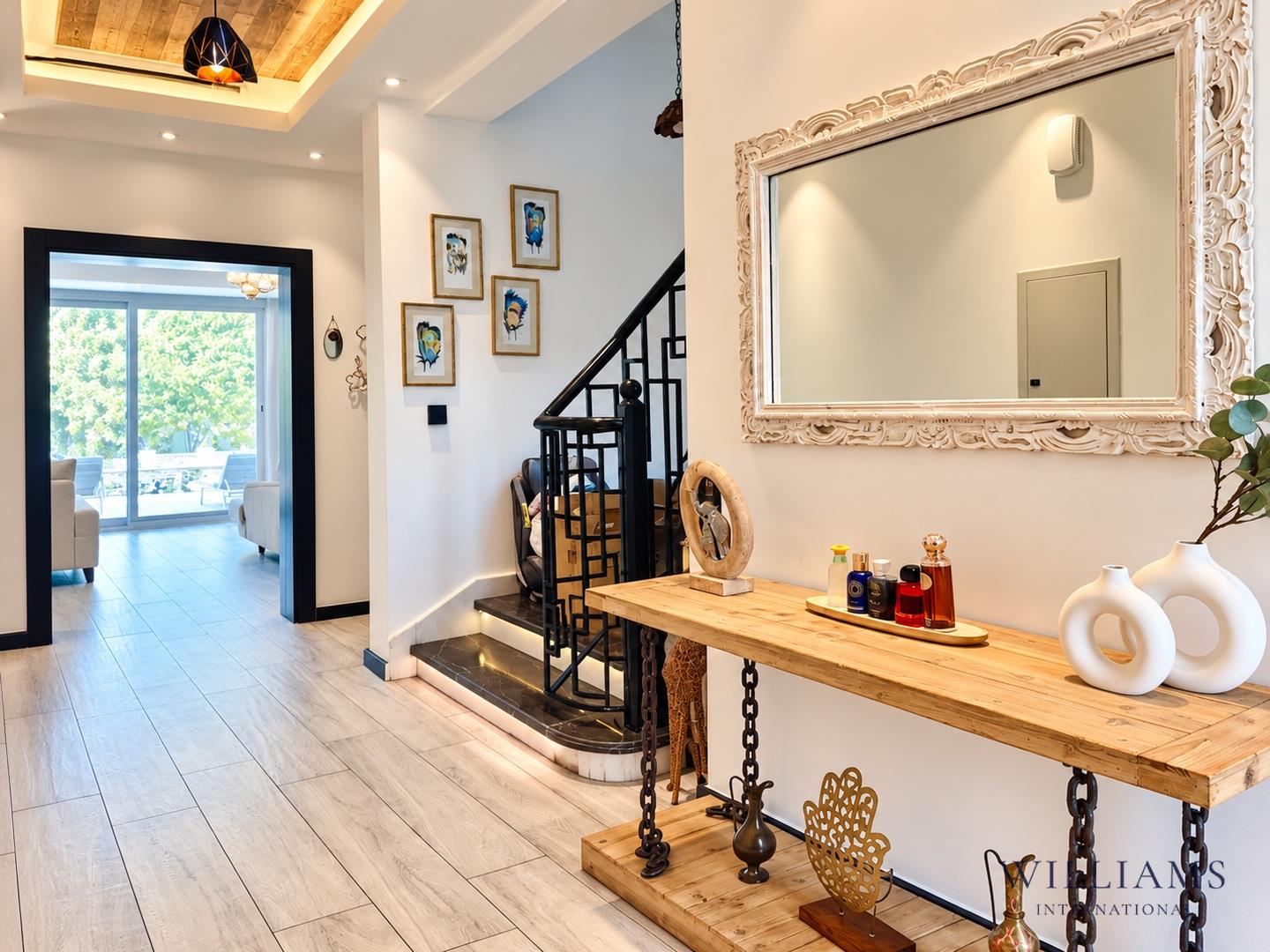 EXCEPTIONAL LOCATION | CORNER | HUGE 7787 PLOT