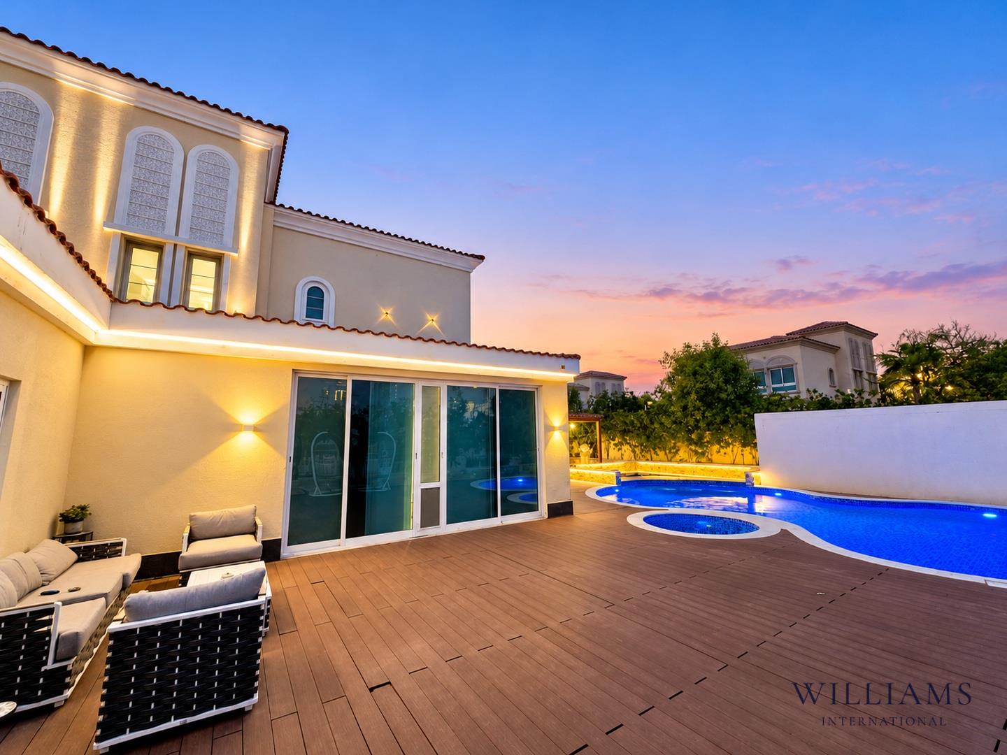 EXCEPTIONAL LOCATION | CORNER | HUGE 7787 PLOT