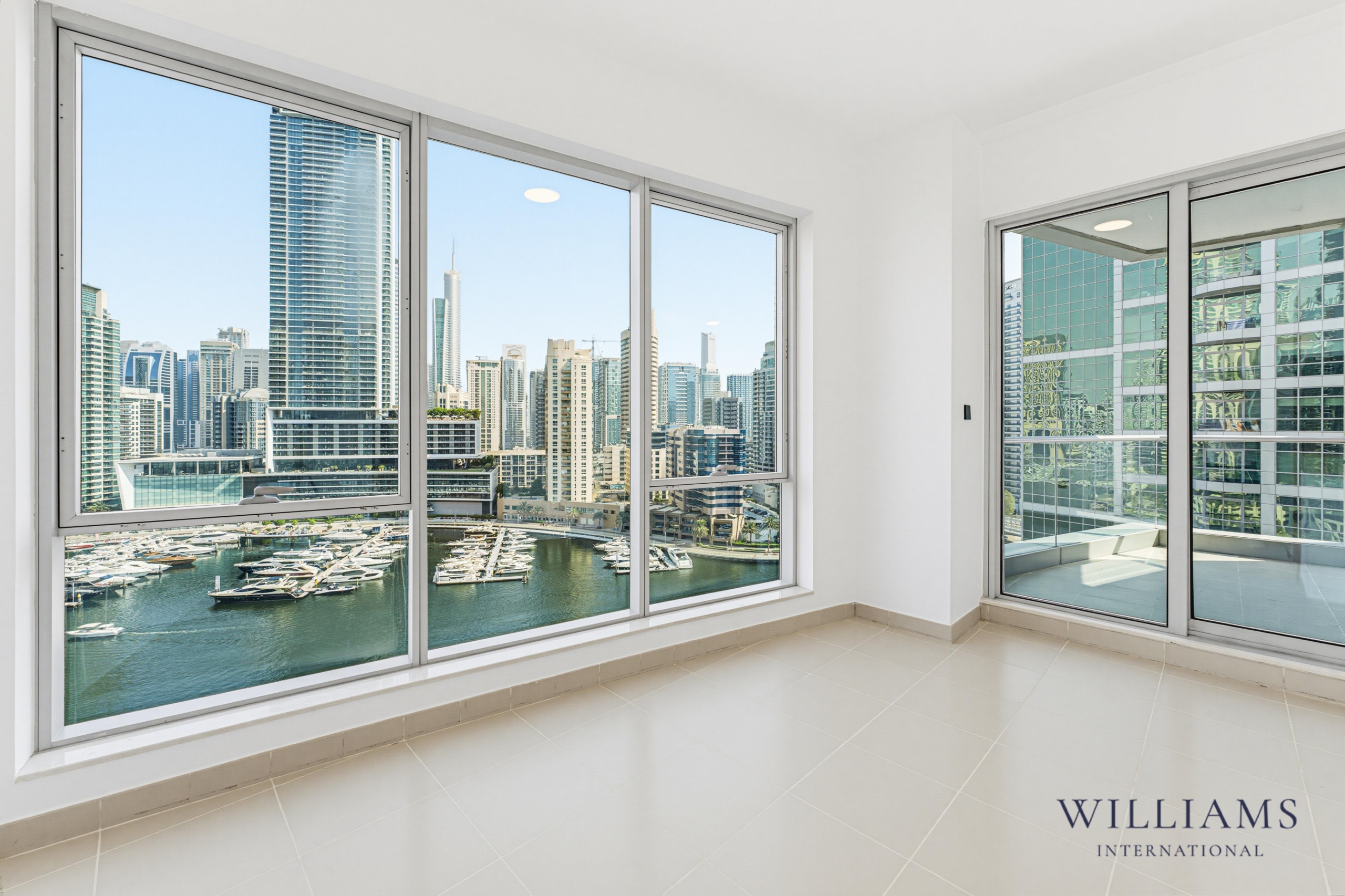 PANORAMIC FULL MARINA VIEW | UPGRADED 2 BED