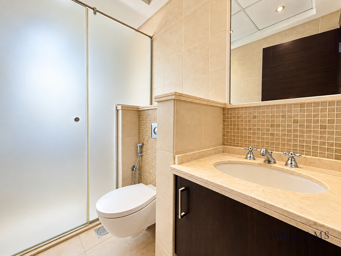 4 BED LARGE | AMAZING LOCATION | DISTRICT 4