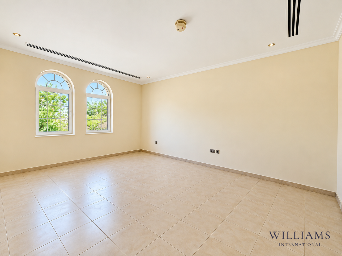 4 BED LARGE | AMAZING LOCATION | DISTRICT 4