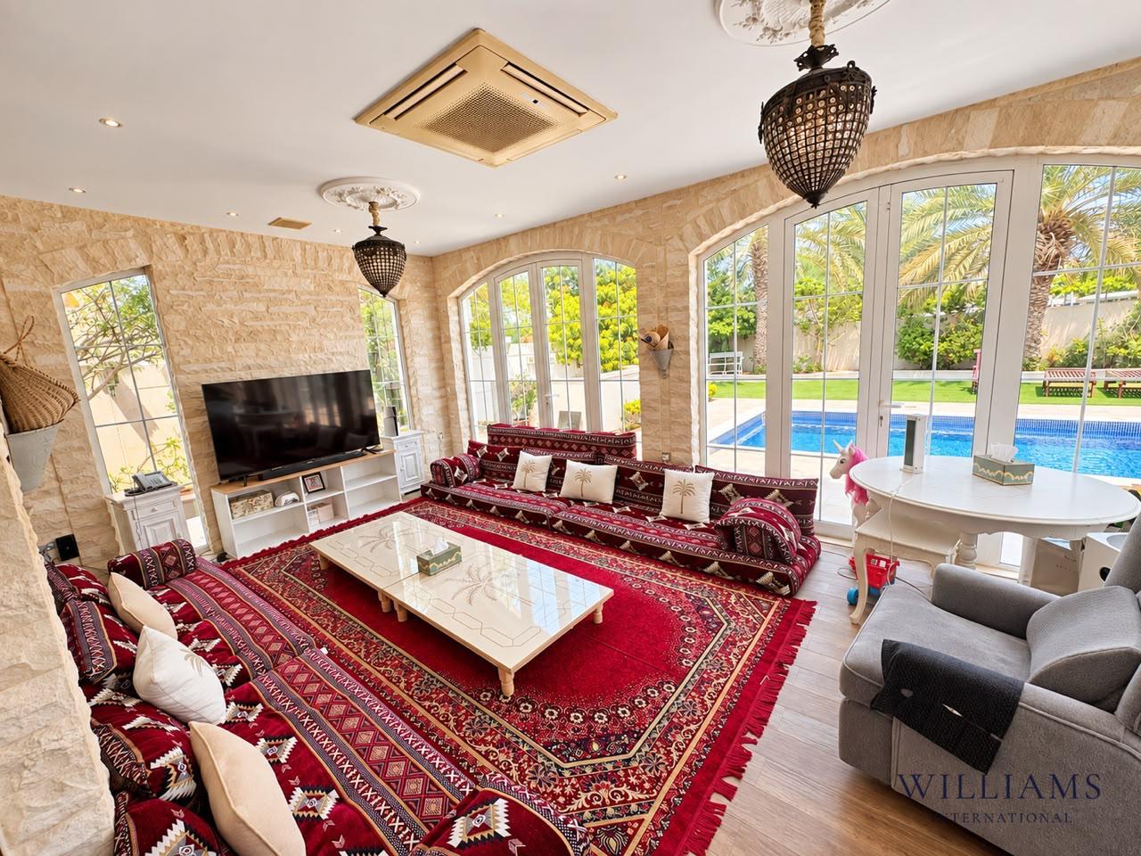 ONE OF A KIND | 5 BED | HUGE 11,816 SQ.FT PLOT
